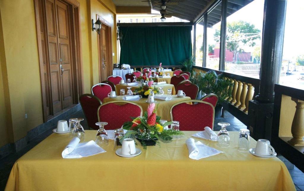 The Wexford Hotel Montego Bay Restaurante foto